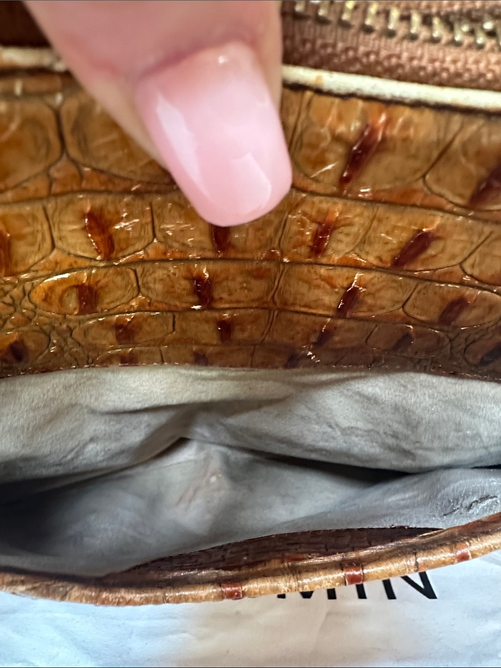 Brahmin Brown Croc-Embossed Shoulder Bag with Matching Wallet & Checkbook Cover - Picture 10 of 16